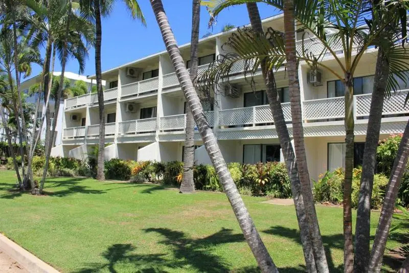 Beachfront Terraces with Onsite Reception & Check In
