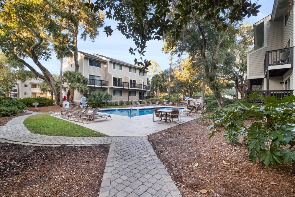 Family-Friendly Hilton Head Villa: Walk to Beach