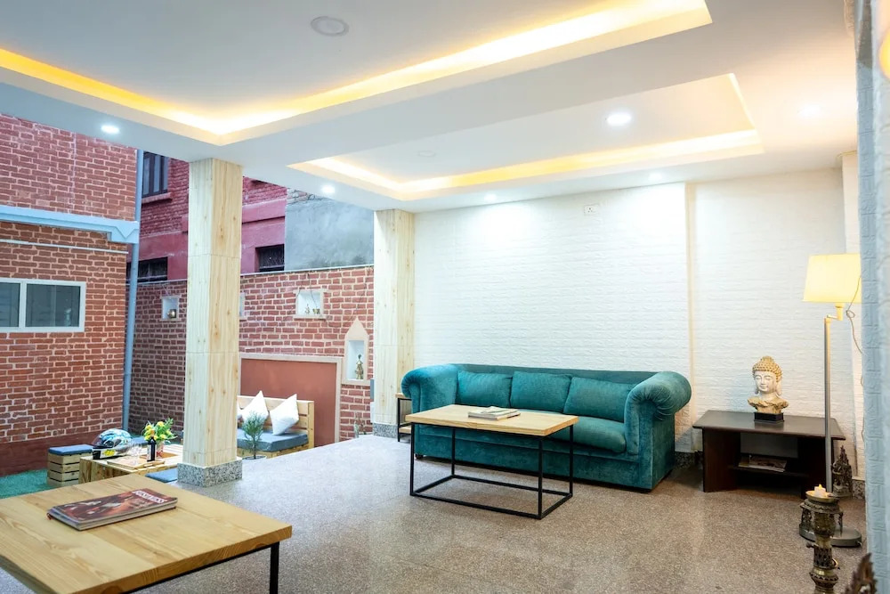 Nyadha House Bed & Breakfast