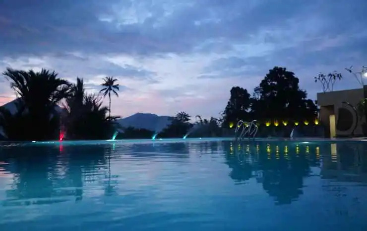 Jhoanie Hotel