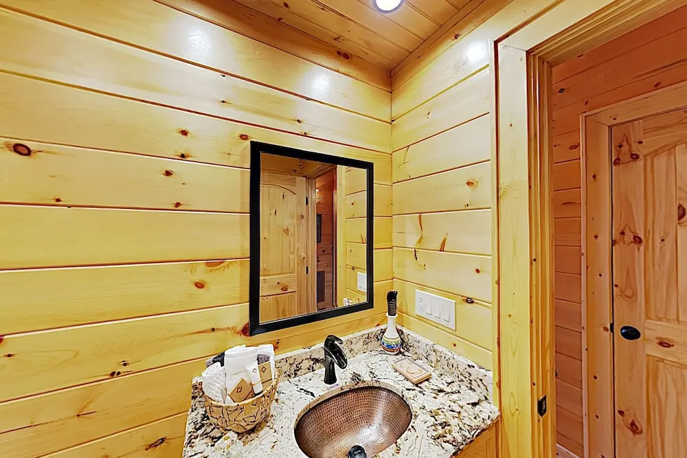Mountain-chic W/ Fireplace & Wraparound Deck! 4 Bedroom Home