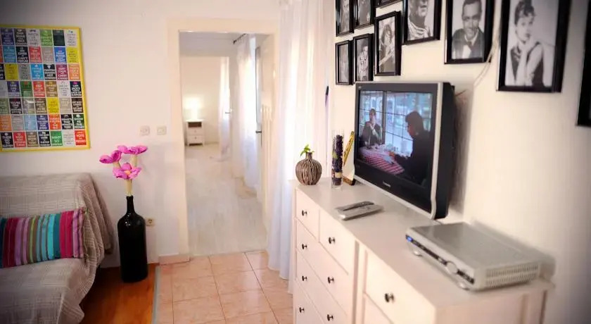 Movie Star Apartment