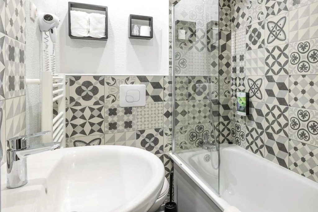 Sure Hotel by Best Western Calais Coquelles Tunnel s/ Manche