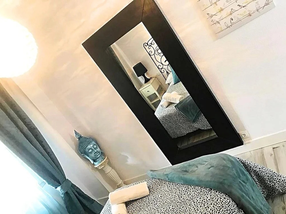 Apartment - Travel and Holidays La Marina
