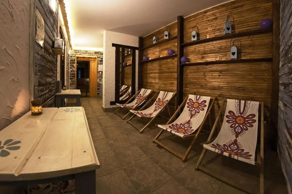 Chata w Bieszczadzie SPA apartamenty i domki z basenem Bieszczady