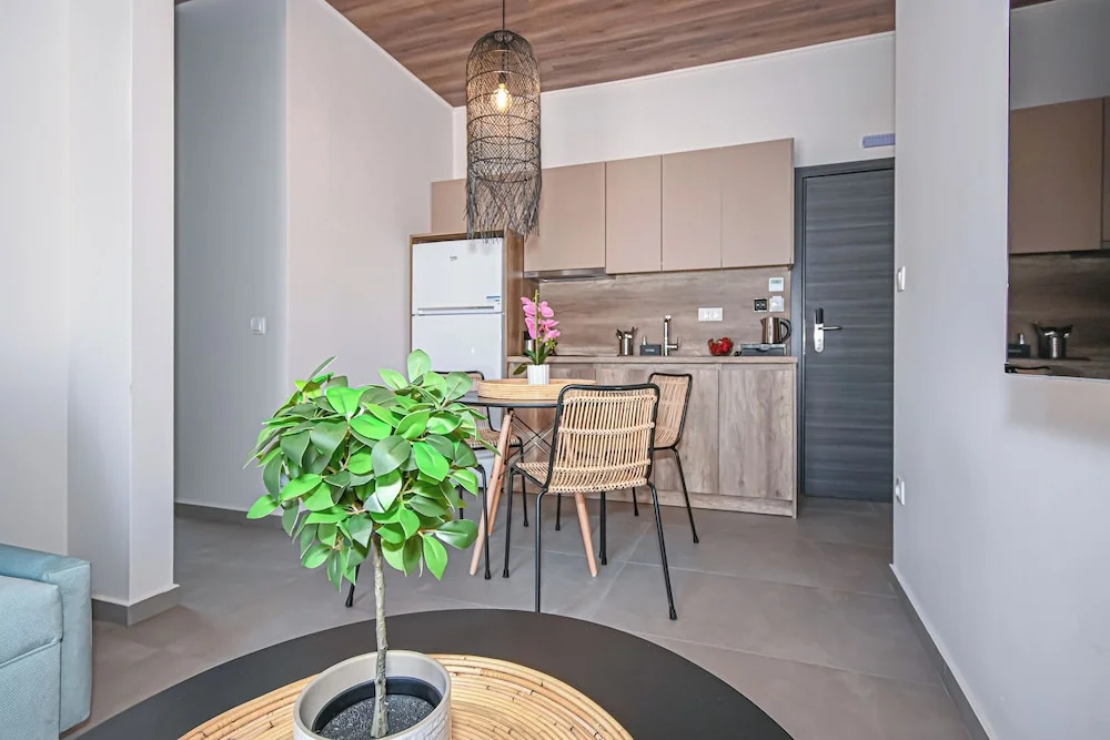 Evitel Luxury Living