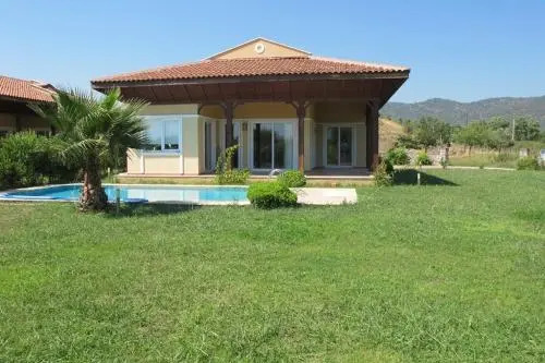 Tropicana Villa 08