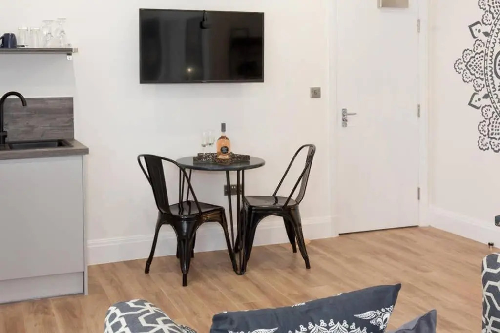 Blackbird Luxury Accommodation Studio Room 9
