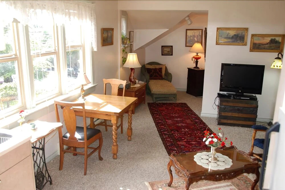Trutch Manor