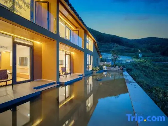 Tingtai Homestay (Titian Scenic Area)