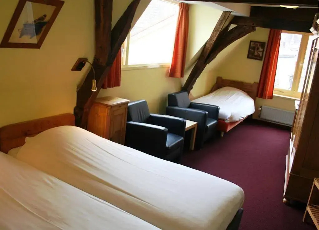 Hotel de Emauspoort