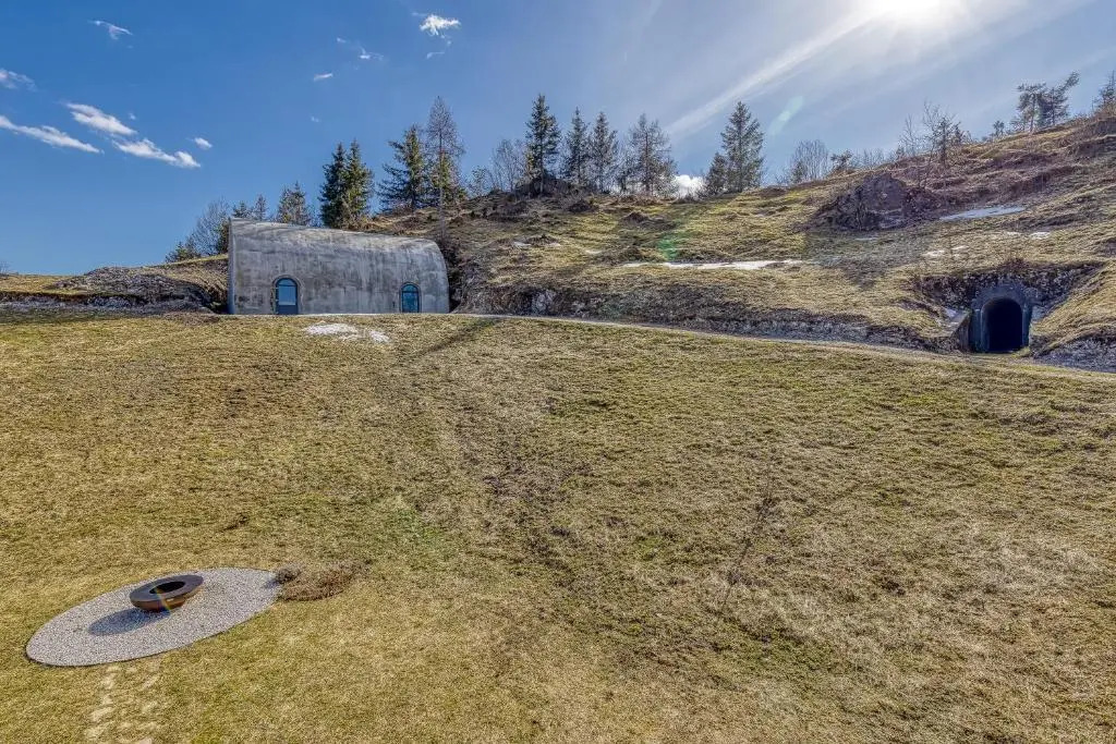 House On The Hill Wellness Chalet