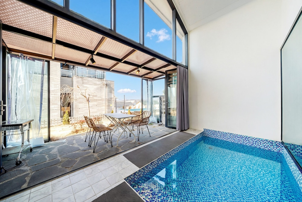 Gyeongju heybreeze Pool Villa