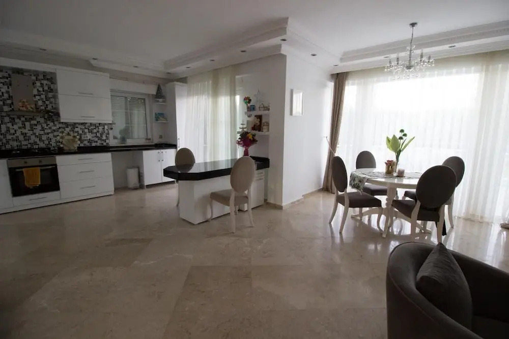 Villa Helios 1 by Elm