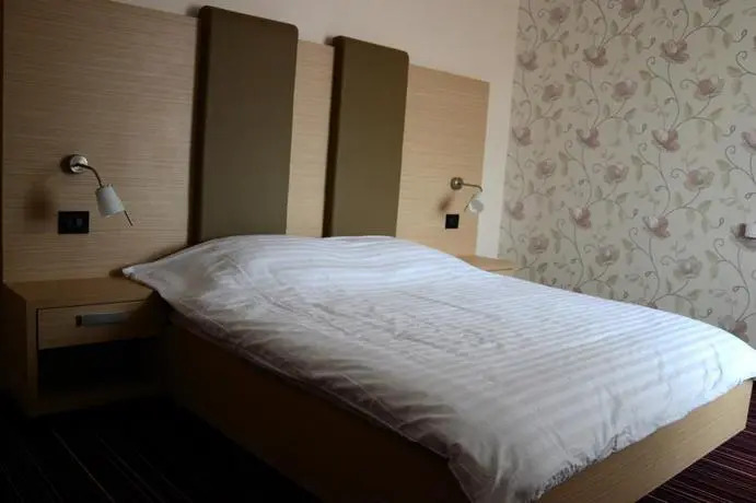 Zenti Plaza Hotel