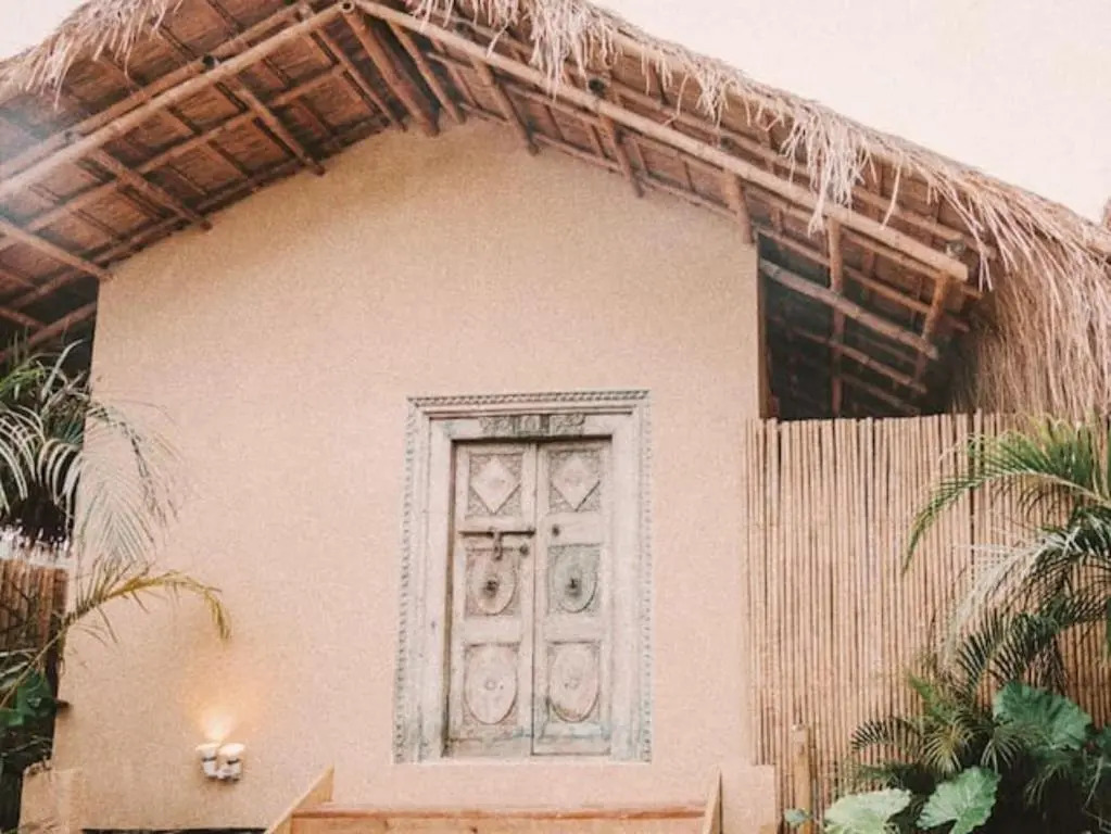 Casa Malaya Nacpan Beach