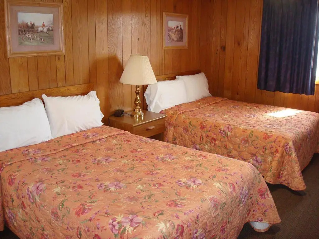 Country Villa Motel
