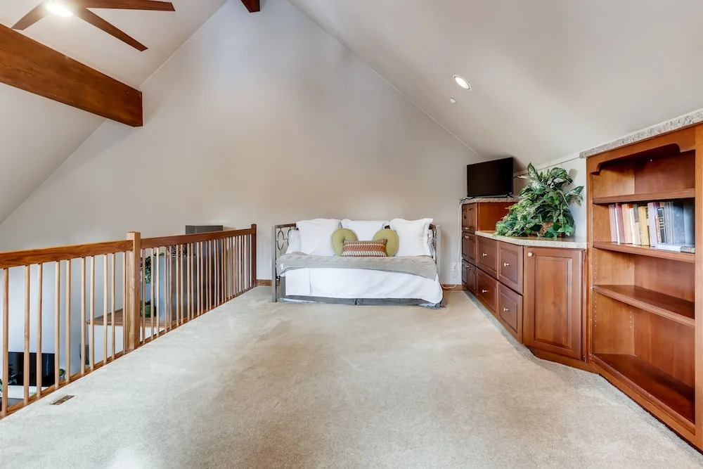 Opulent Breck Haven: Theater, Hot Tub, Billiards 7 Bedroom Home