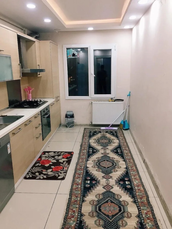 Safe Secure 3 bedroom top floor flat