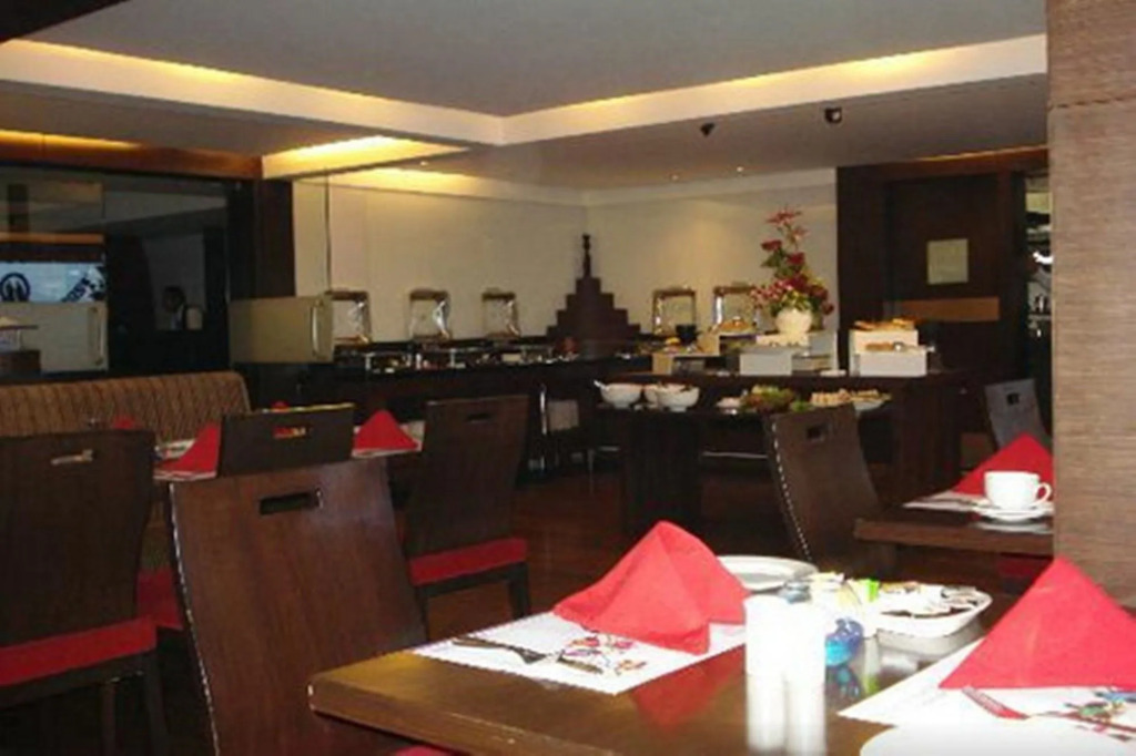 Royal Orchid Golden Suites Pune