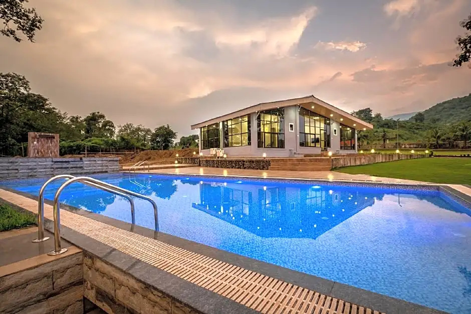 HillRock Resort & Villas, Neral-Karjat