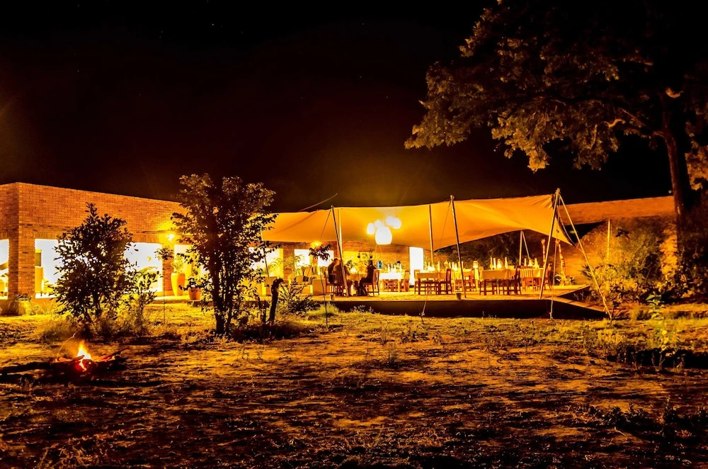 Tlouwana Camp