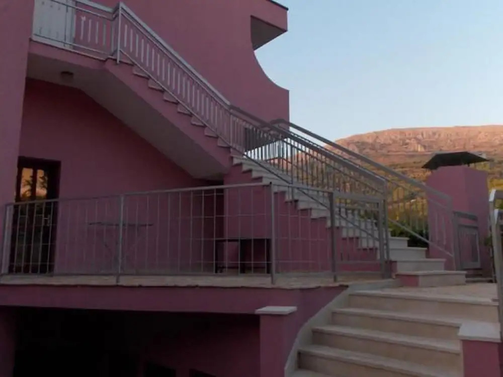 Sea-view Villa in Podstrana near Saint Martin Beaches