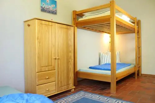Ferienwohnungen Ostseestern - 7 Apartments, Obstgarten, Lagerfeuer, Spielplatz, Fußbodenheizung, Parken