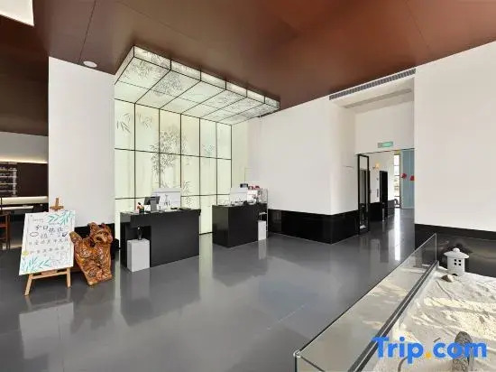 Guilin Linju Shanshe Resort Hotel