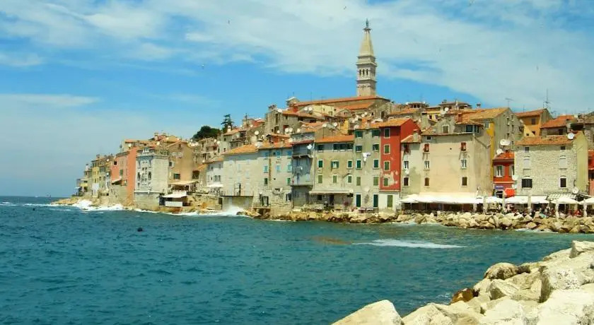 Apartments Riva 60