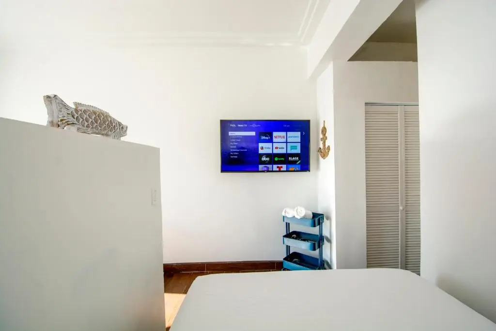 BEACHFRONT Escape - Cozy Studio