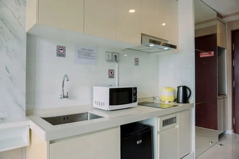 Best Deal And Strategic Studio Sky House Bsd Apartment