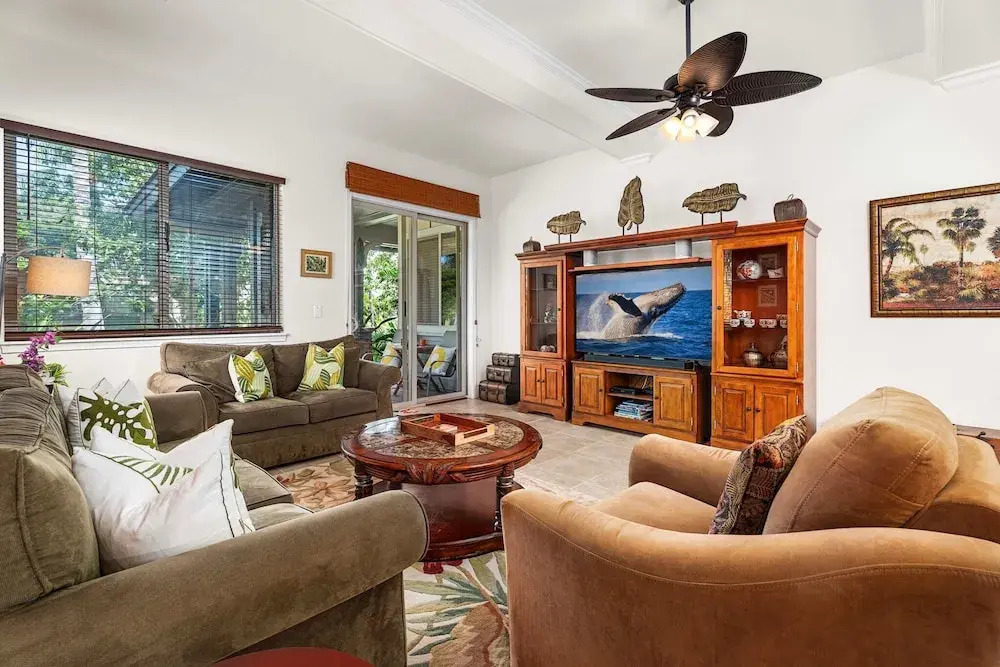 Updated Unit - Perfect Location - Vrkcv
