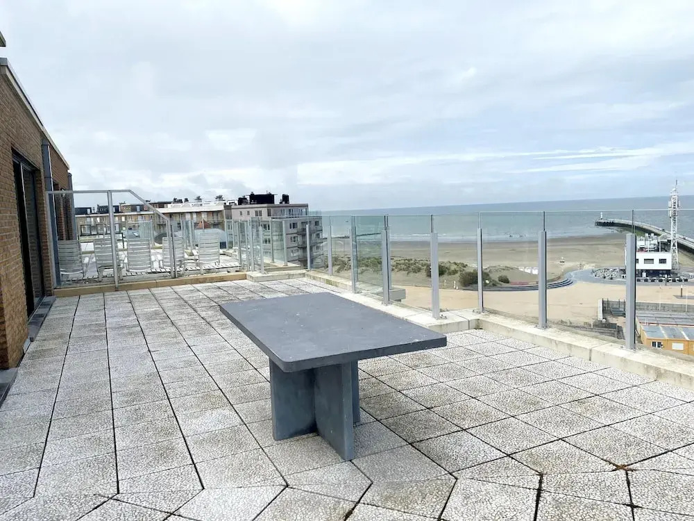 Seaside Serenity Apartment