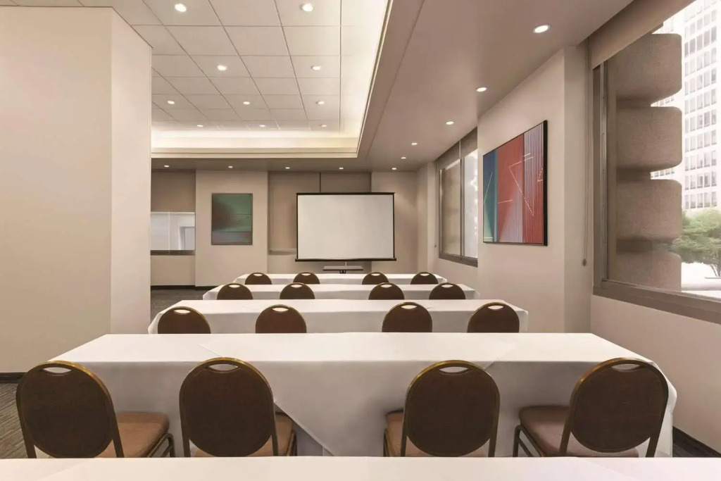 Radisson Hotel New York Wall Street