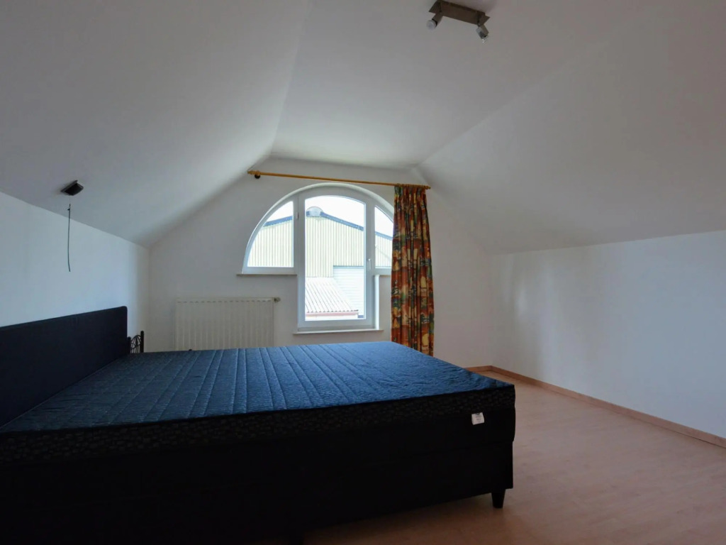 Spacious villa in Zingem with garden
