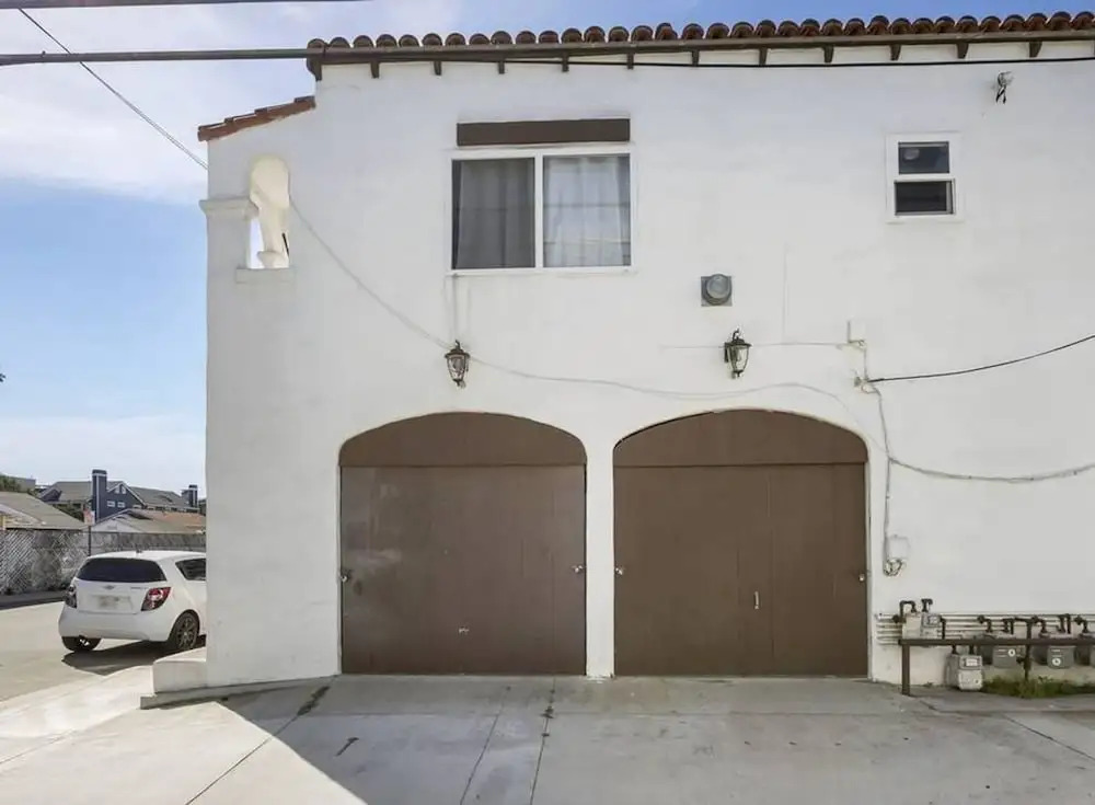 A1 Beach Home in Prime Location With Grill and AC