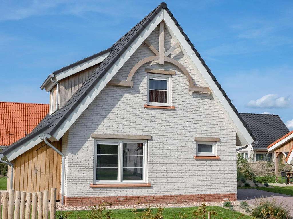 Villa Near Beach With Infrared Sauna