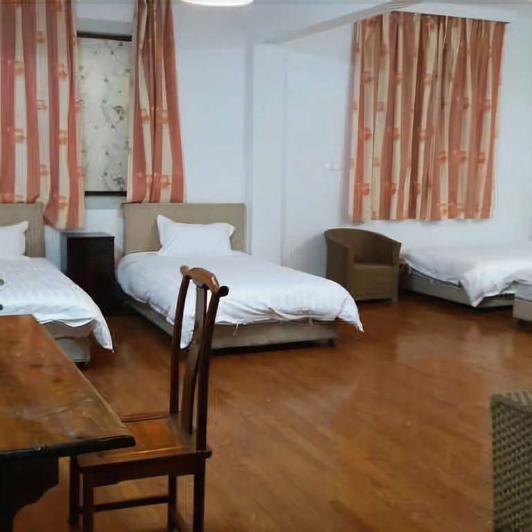 Luzhi Shuixiang Young Courtyard Homestay