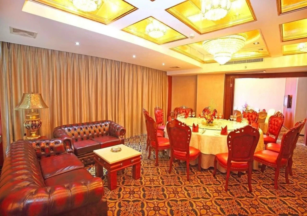 Huangma Holiday Hotel