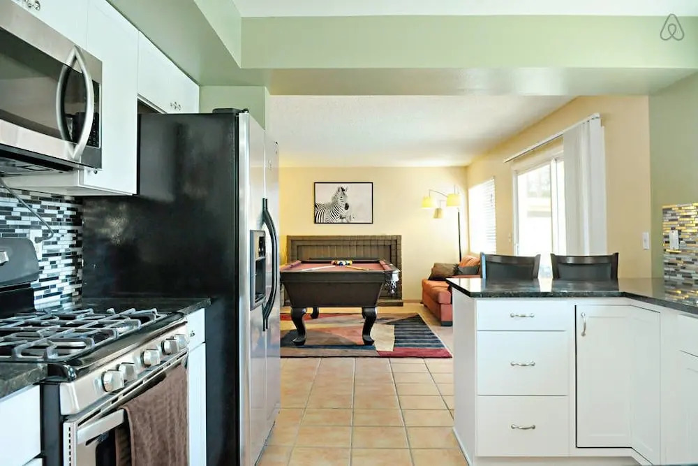 Luxury 4br 8min to Las Vegas Strip