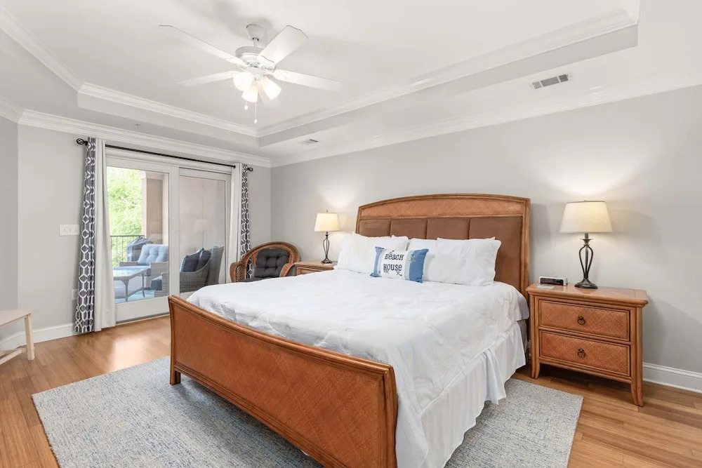 Brass Rail 220 Tybee Vacation Rentals