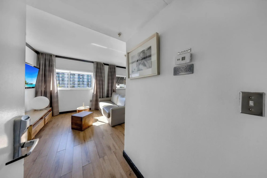 The Shoreline Suites