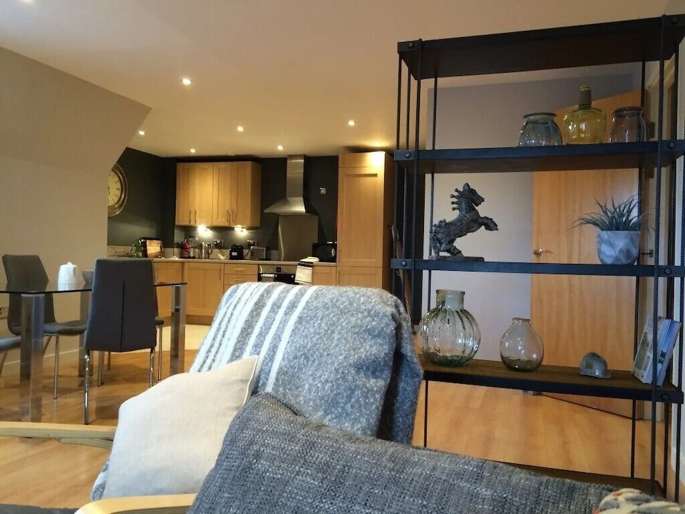 79 Centurion Square