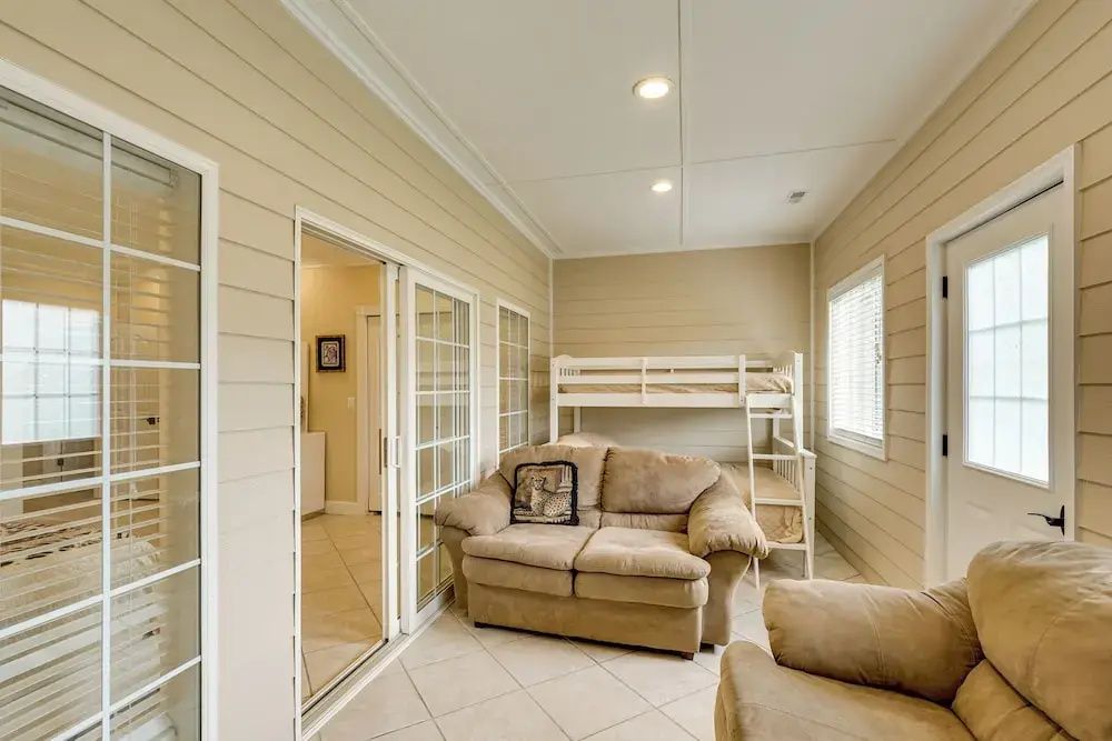 Pool, Hot Tub & Pickleball Court: Lake Ozarks Home
