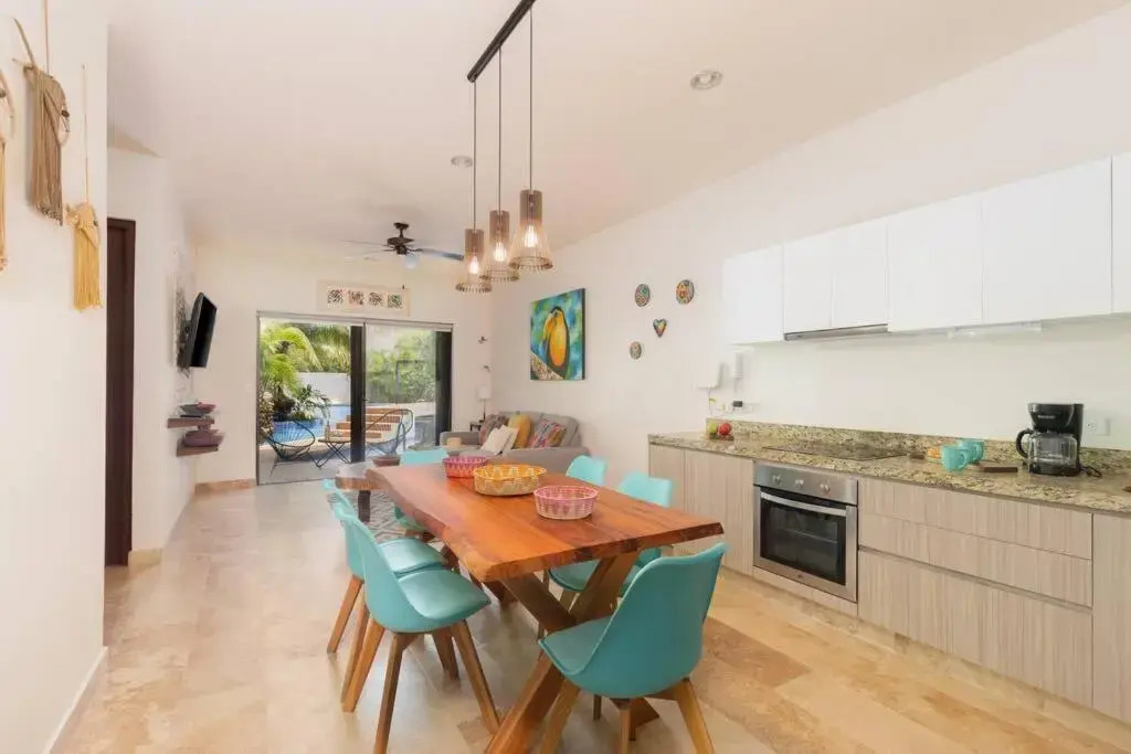 Tulum Swim up apartment for 5 pax with free bikes and WIFI