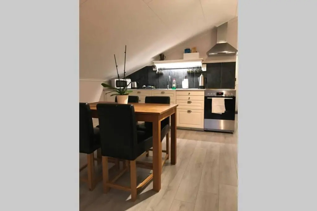 Fagerbacka Svit. Trivsam lägenhet nära havet