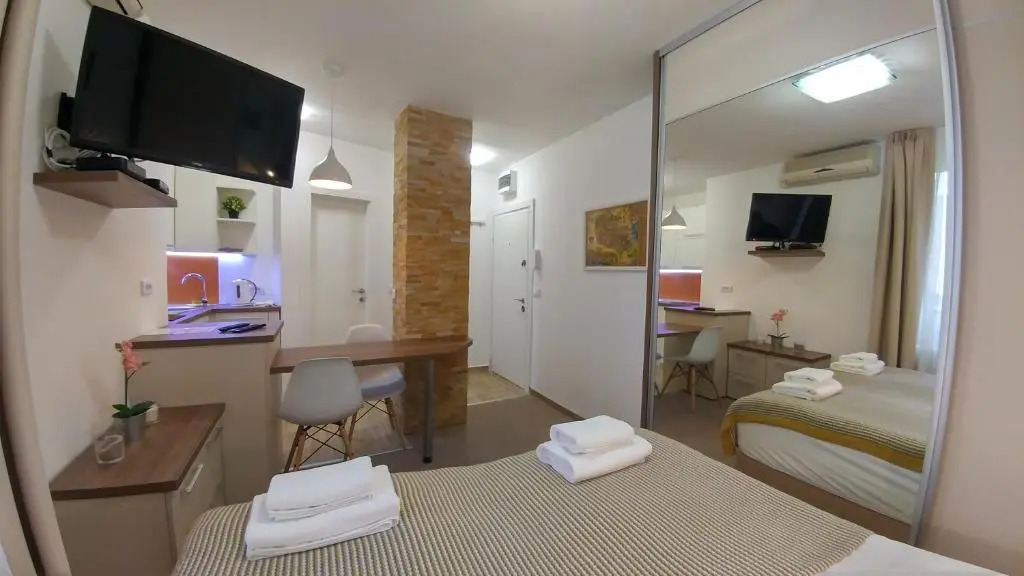 Dafni Apartment