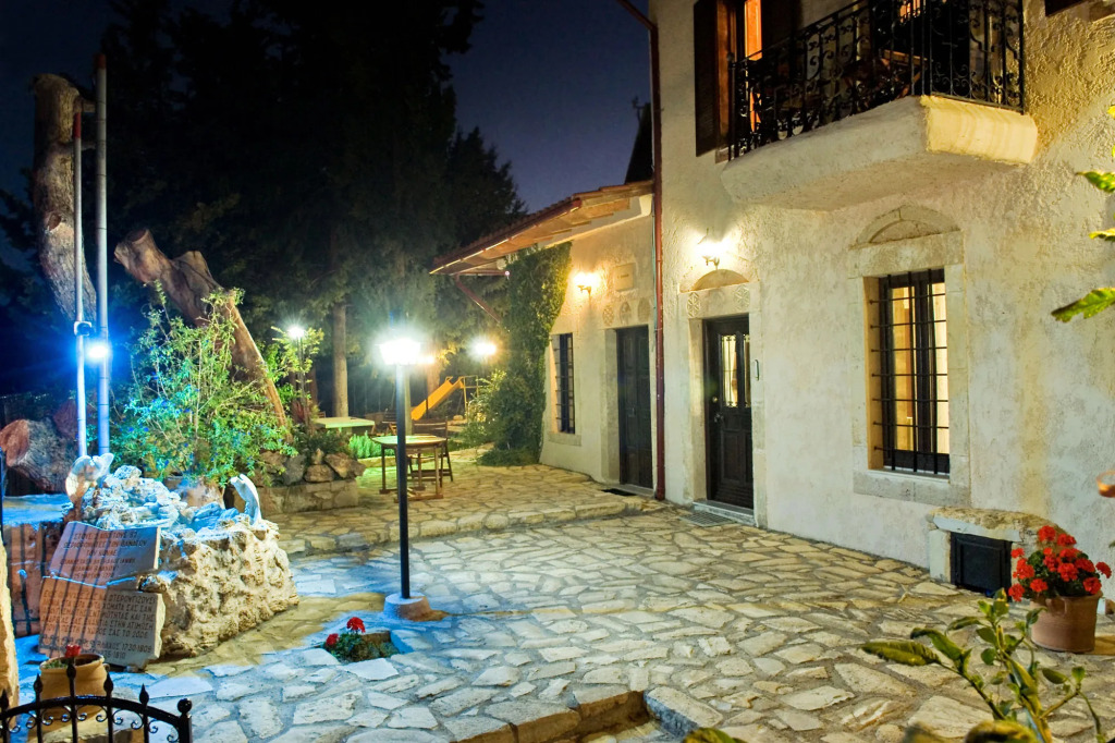 Villa Daskalogianni