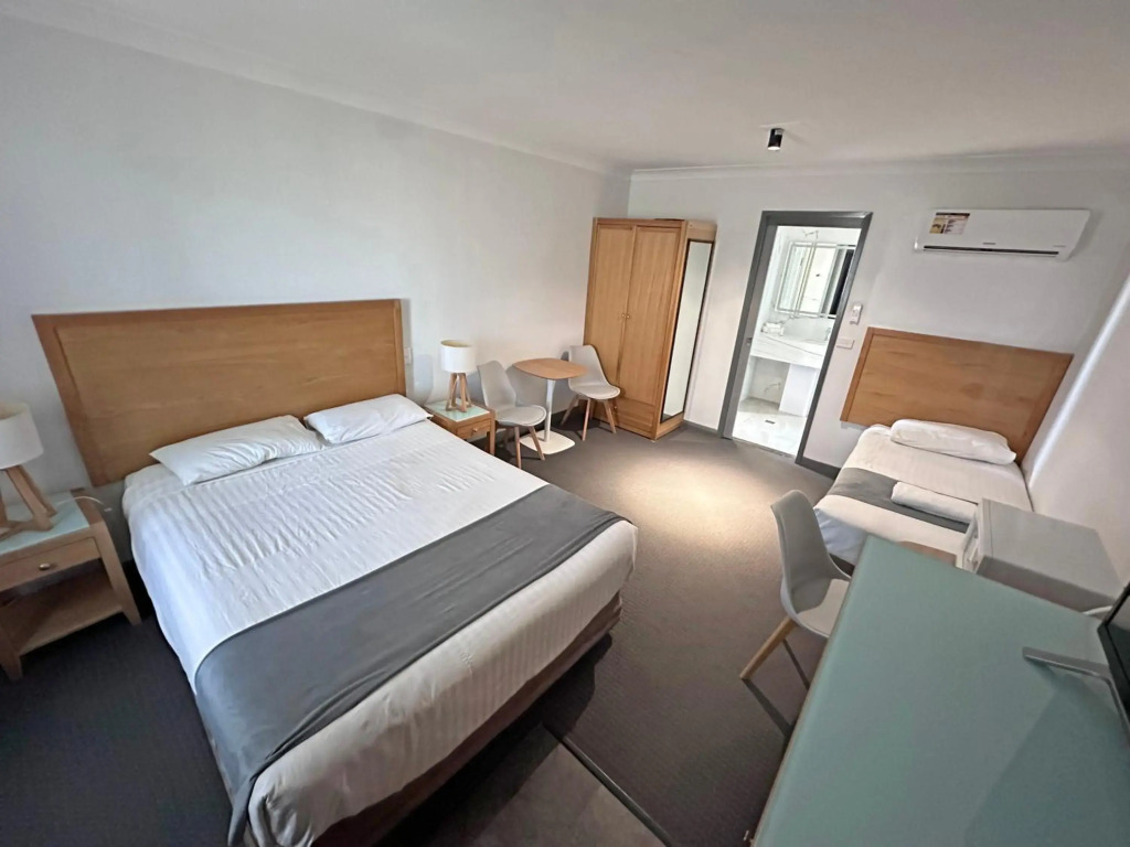 Spa Village Motel